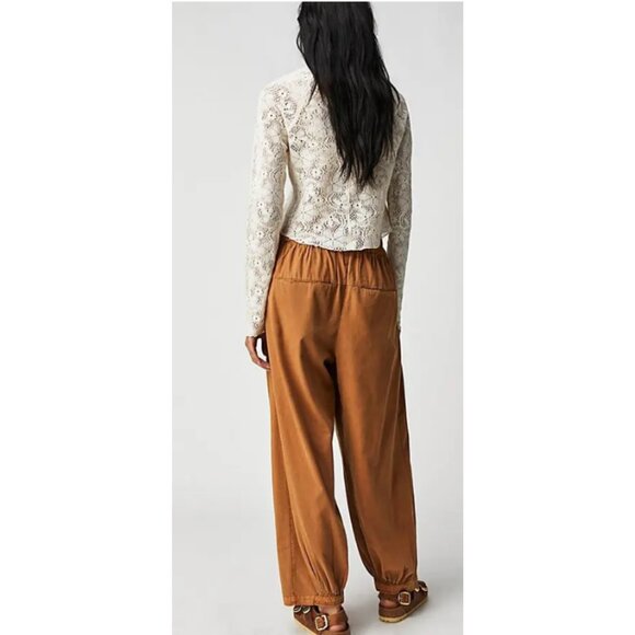 FREE PEOPLE To The Sky Parachute Low-rise Wide Leg Pant size XL Brown NWT - Picture 8 of 9